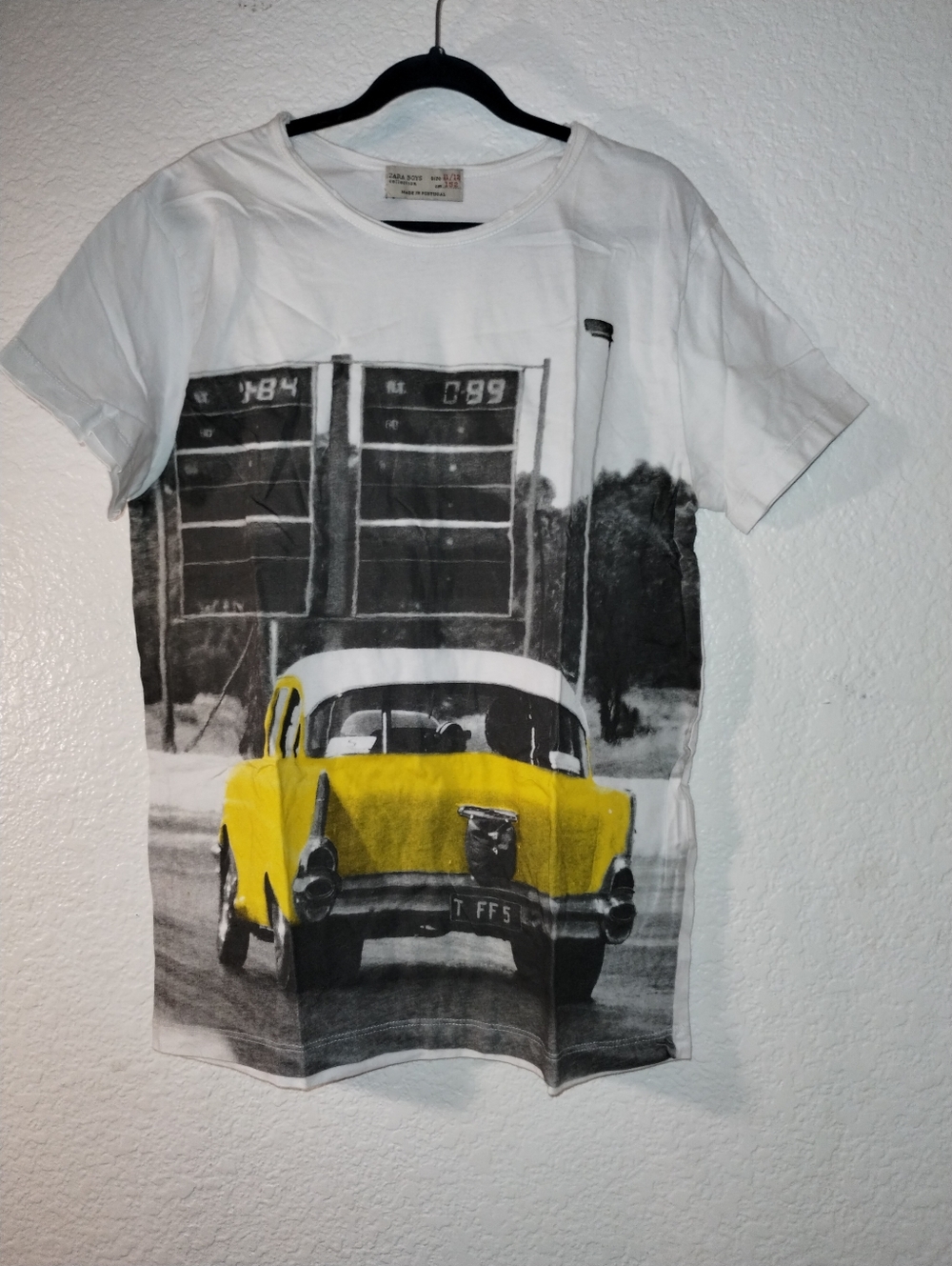 Zara Boys Collections White Graphic Tee Yellow Cab Print